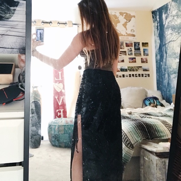 Lace Up Slitted Maxi Skirt - Picture 2 of 5